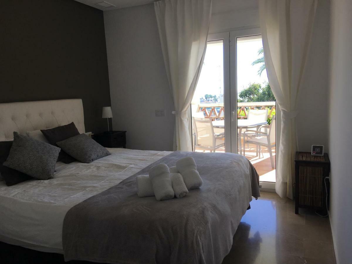 Miraflores Golf Gardens II Luxe Appartement At Riviera Del Sol Sitio de Calahonda Exterior photo